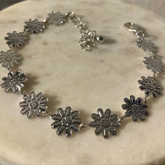 No brand Jewelry - Chain bracelet flower silver tone